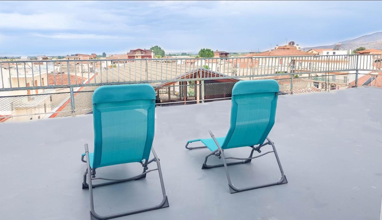 Apartamento Studio With City View Tirnavos Exterior foto