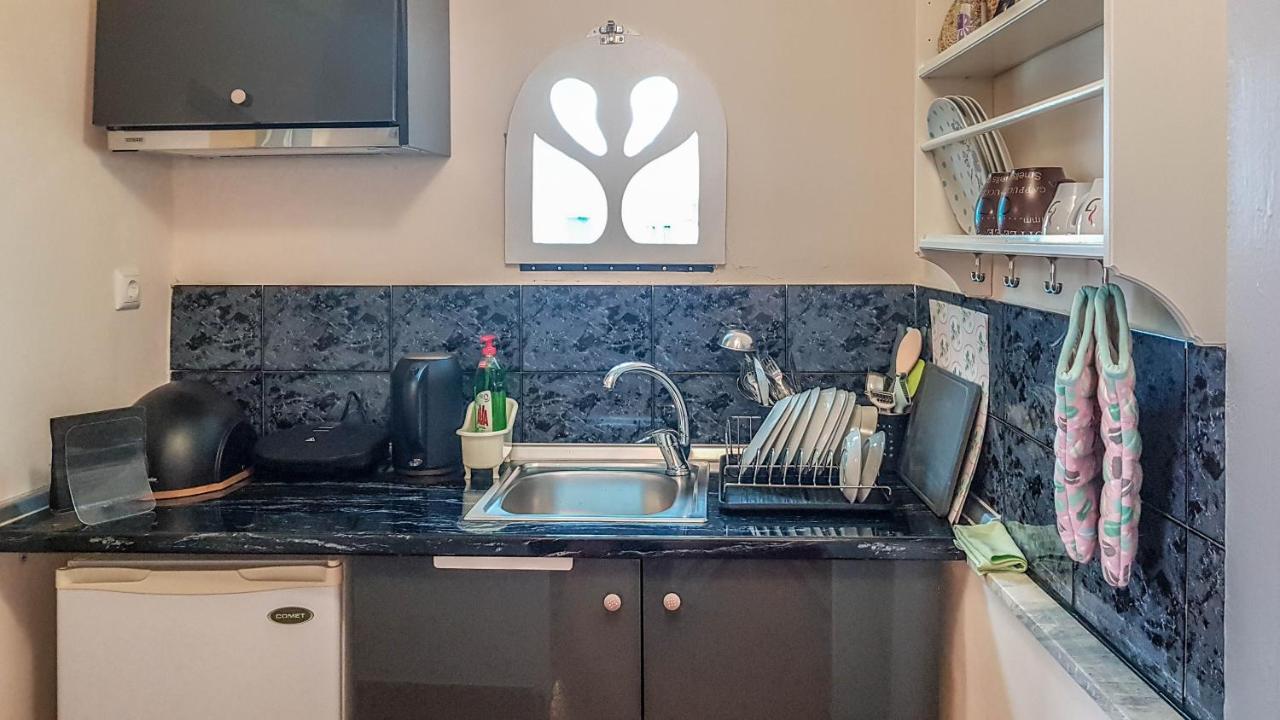 Apartamento Studio With City View Tirnavos Exterior foto